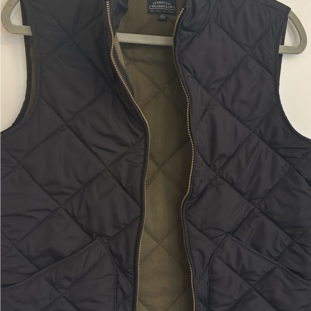 J. Crew Men's Black Quilted Vest
